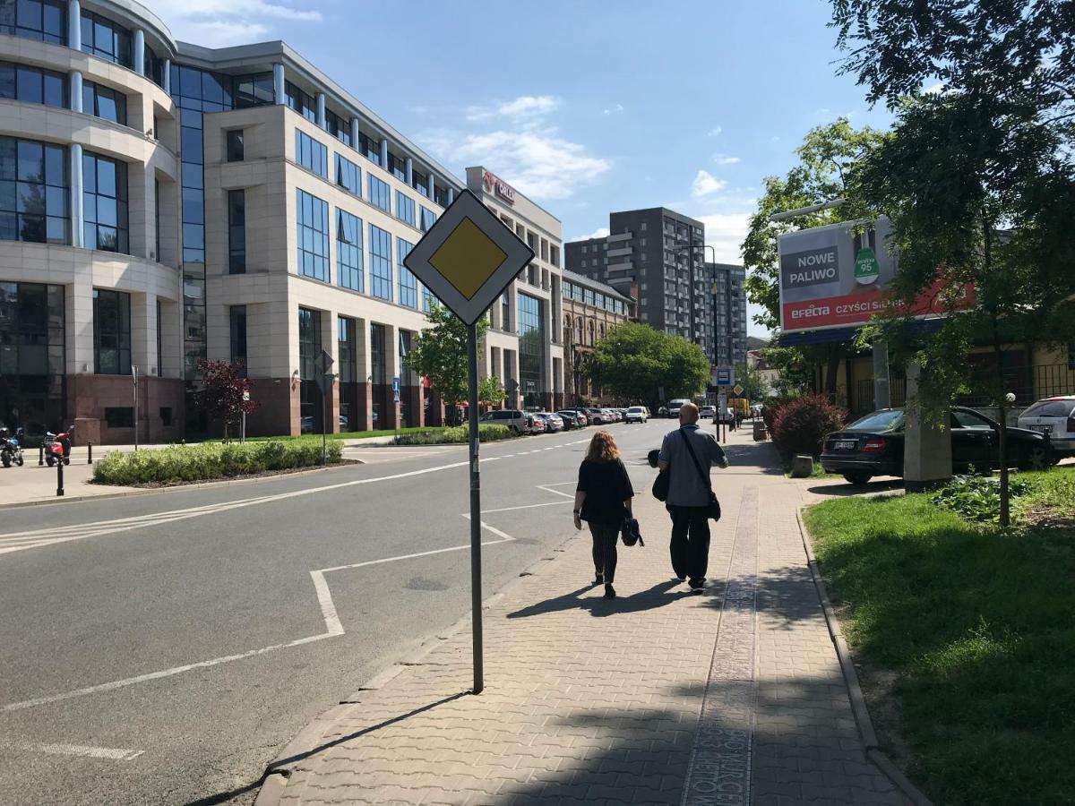 Nina Na Bielanskiej Varšava Exteriér fotografie